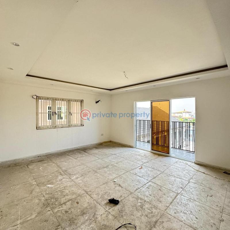3 bedroom Flat & Apartment For Sale Surulere Lagos - 8
