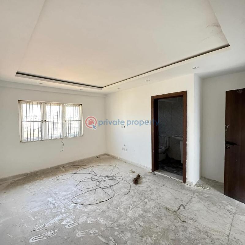 3 bedroom Flat & Apartment For Sale Surulere Lagos - 4