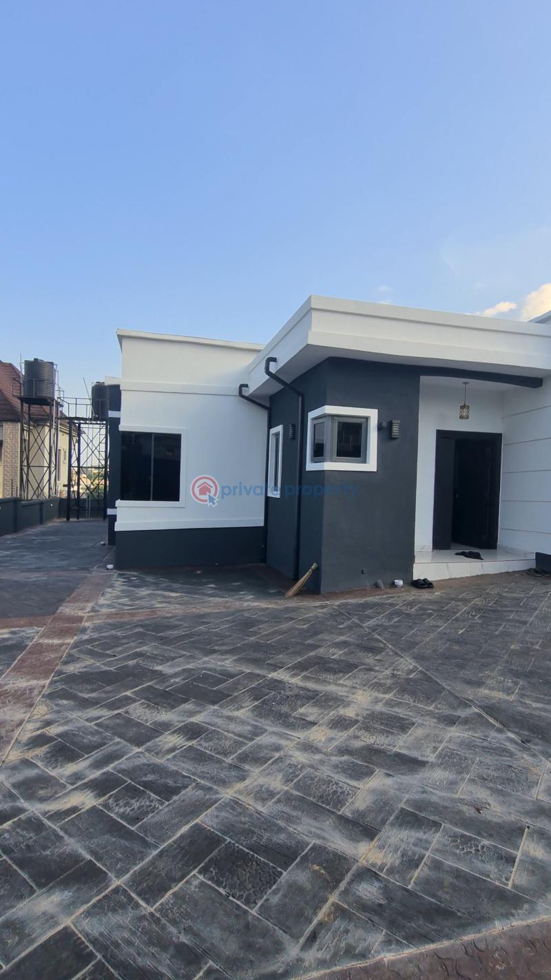 3 bedroom Detached Bungalow For Sale Transekulu Enugu Suburb Enugu Area  - 0
