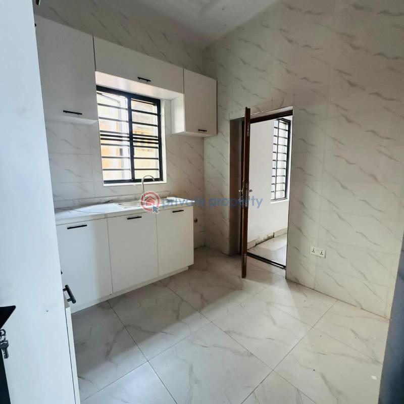 3 bedroom Block Of Flats For Sale Surulere Lagos - 2