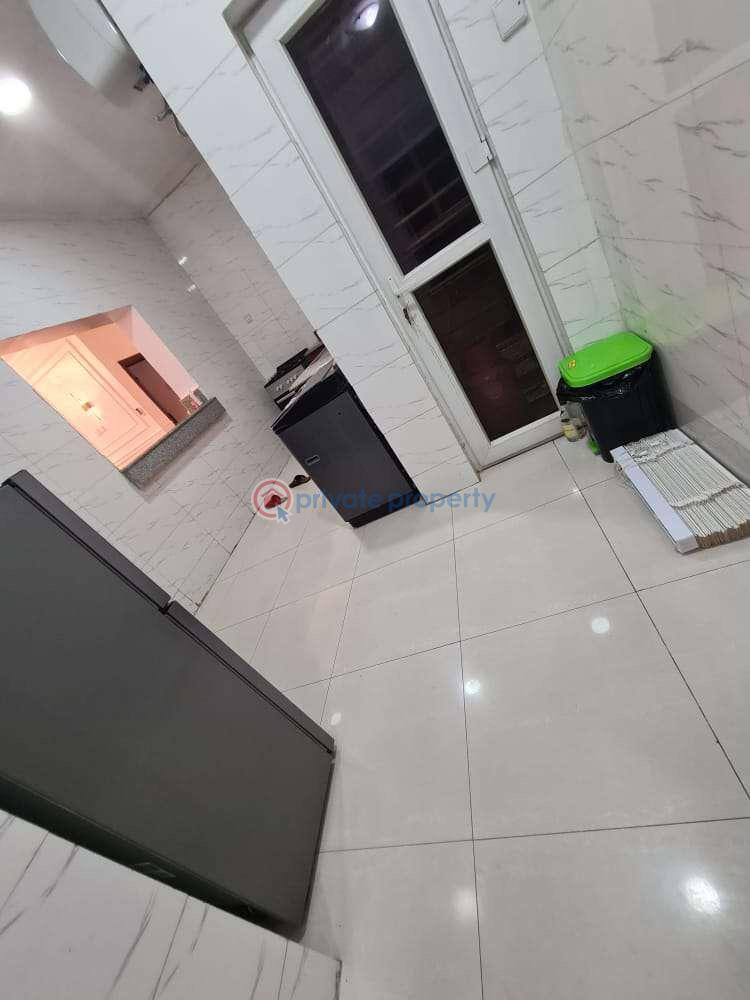 For shortlet 3 bedroom Block Of Flats Cromwell Court Estate, William