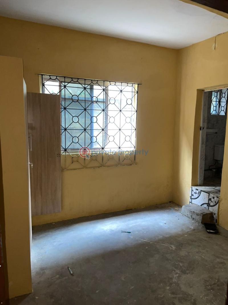 3 bedroom Block Of Flats For Rent Nathan Street Off Ojuelegba Road Surulere Ojuelegba Surulere Lagos - 2