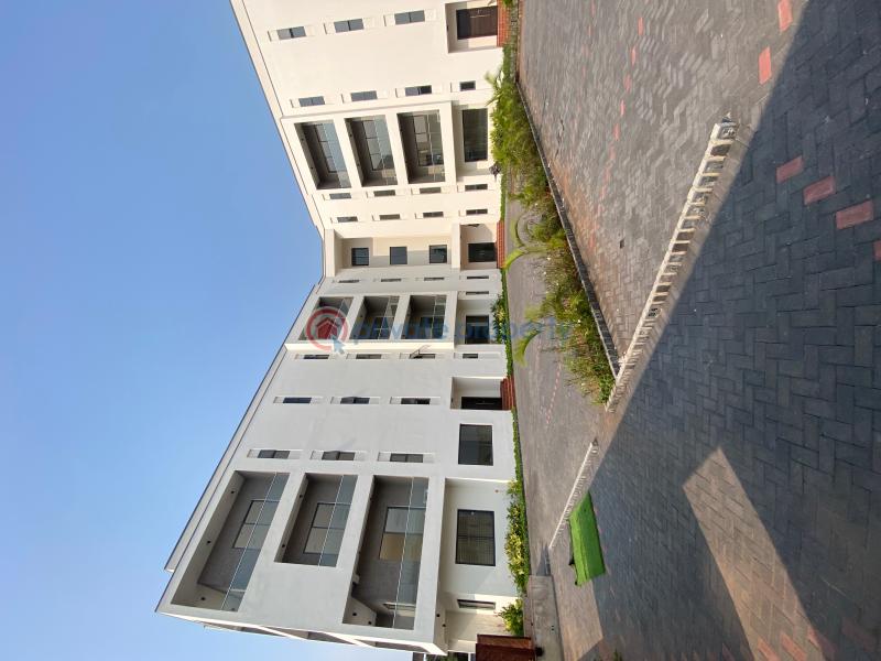 4 bedroom Flat & Apartment For Rent Banana Island Ikoyi Lagos - 1