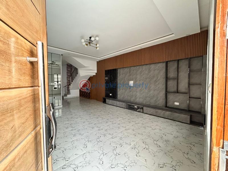 4 bedroom Detached Duplex For Sale Orchid Road Lekki Lagos - 1