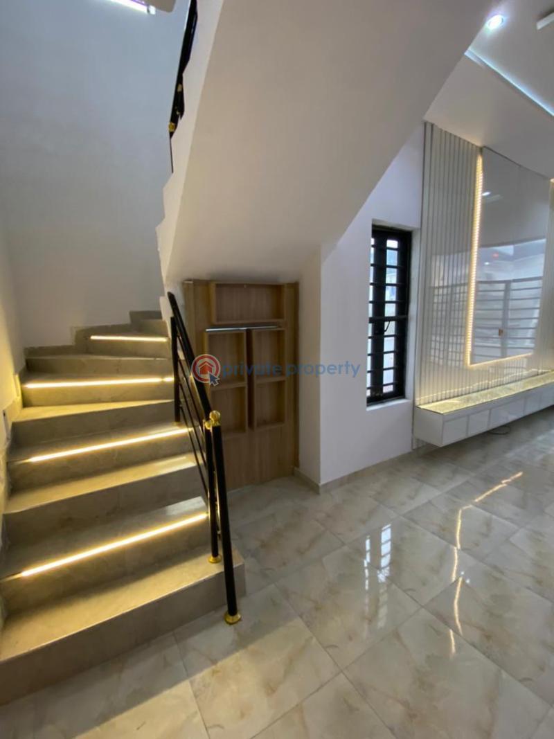 4 bedroom Detached Duplex For Sale Ikota Lekki Lagos - 3