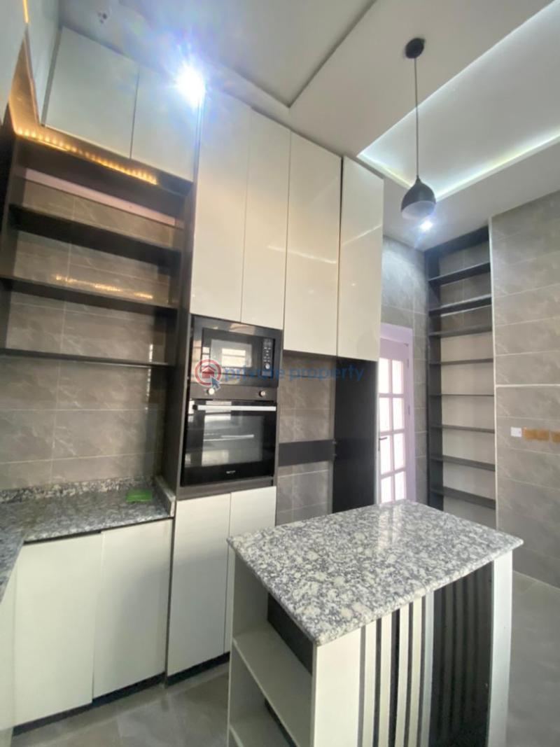 4 bedroom Detached Duplex For Sale In A Prestigious Estate Ikota Lekki Lagos - 10