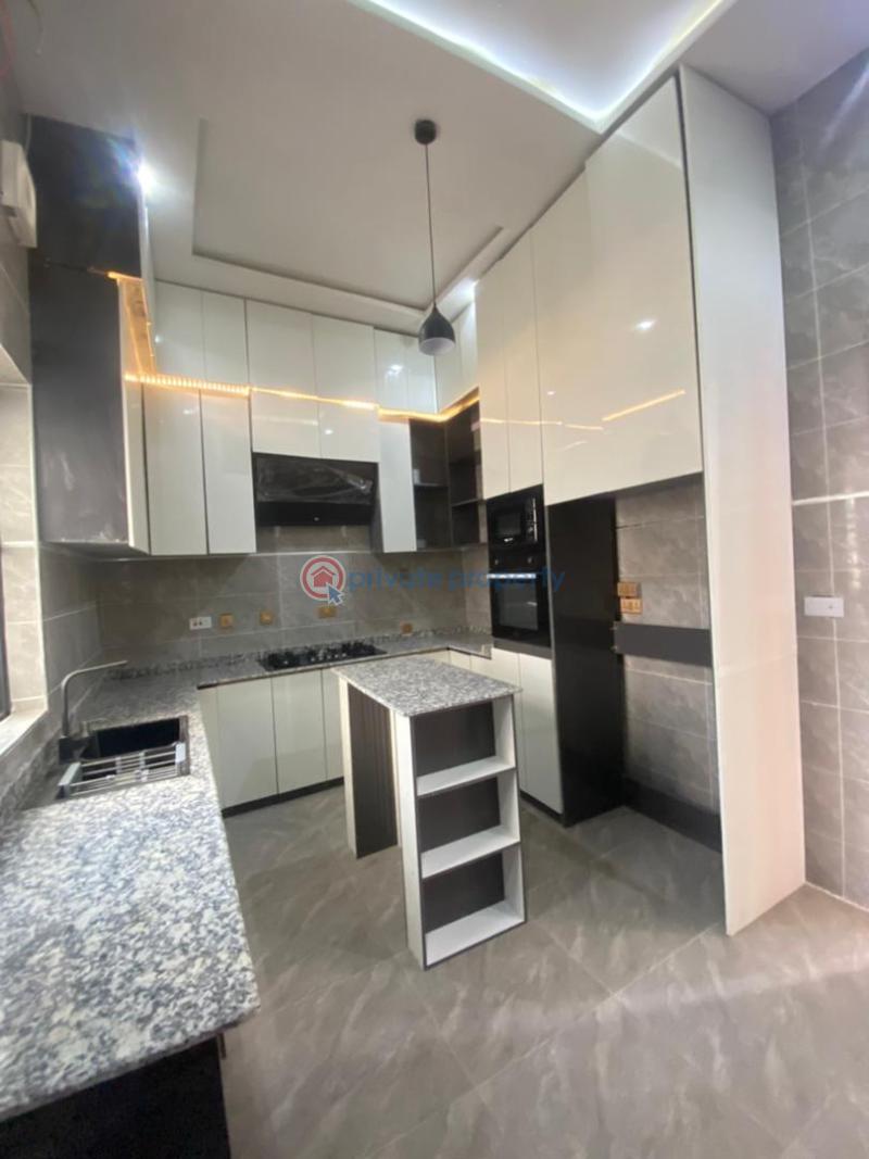4 bedroom Detached Duplex For Sale In A Prestigious Estate Ikota Lekki Lagos - 7