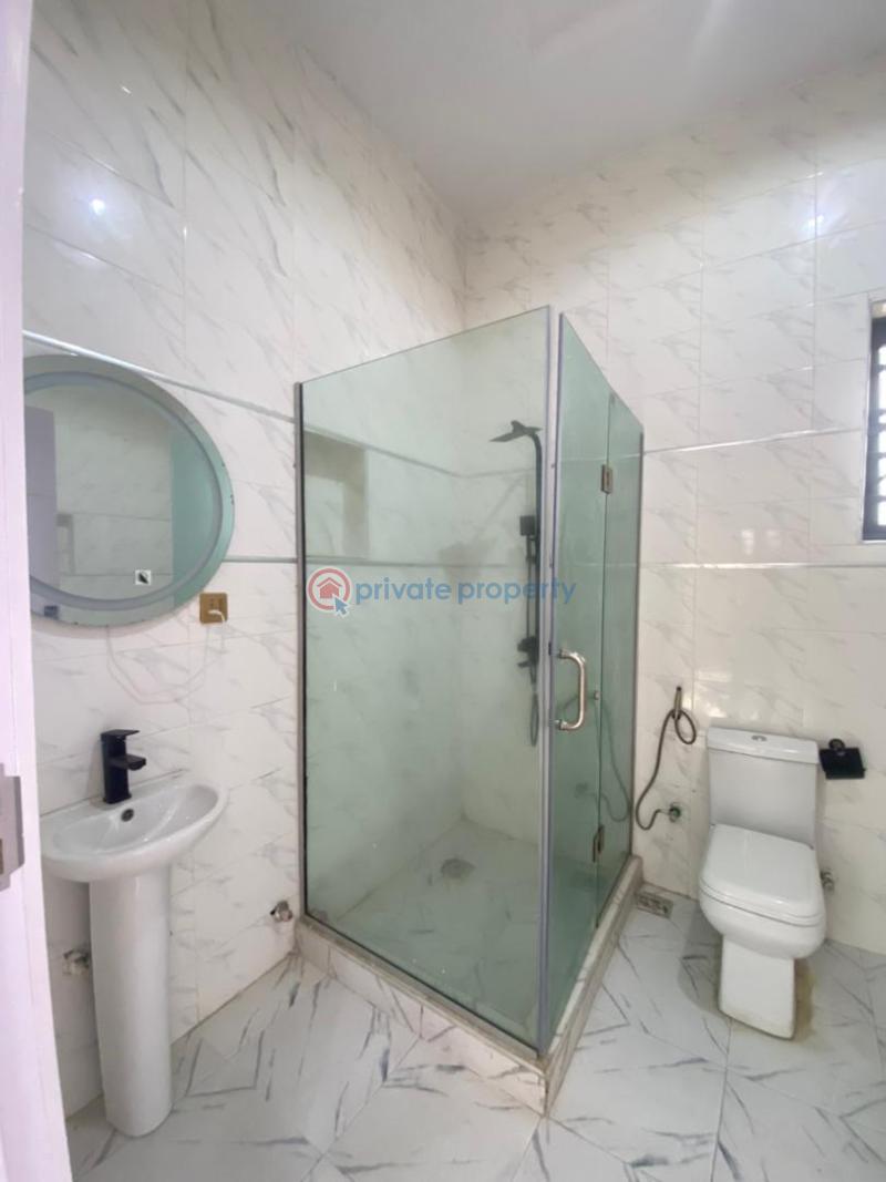 4 bedroom Detached Duplex For Sale In A Prestigious Estate Ikota Lekki Lagos - 17