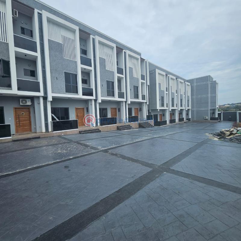 4 bedroom Terrace For Rent Magodo GRA Phase 2 Kosofe/Ikosi Lagos