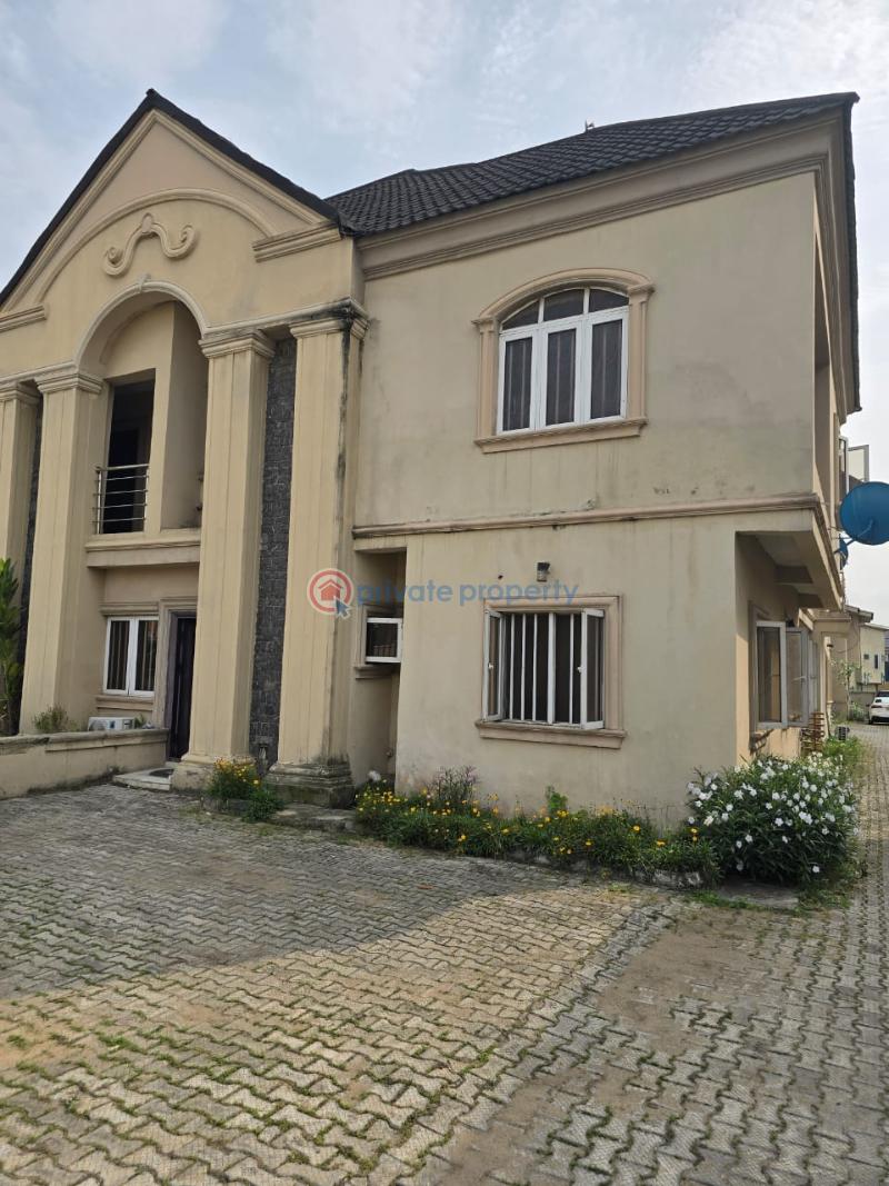 4 bedroom Duplex For Rent Magodo Brooks Magodo Kosofe/Ikosi Lagos