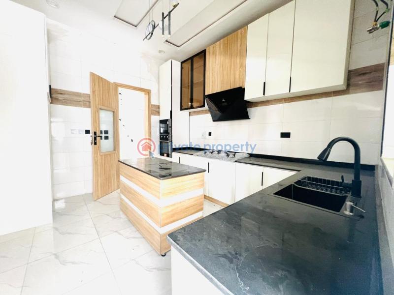 Lovely 4 bedroom fully detached duplex house - 7 4 bedroom Detached Duplex For Sale Sangotedo Lagos - 7