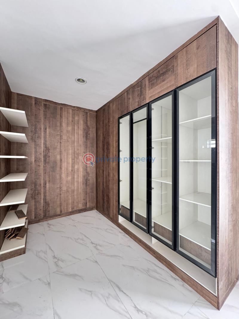 Lovely 4 bedroom fully detached duplex with bq - 16 4 bedroom Detached Duplex For Sale Osapa London Lekki Lagos - 16
