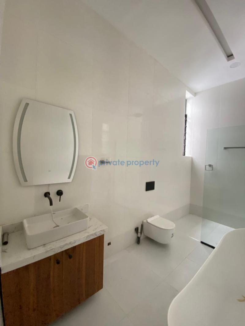 4 bedroom Detached Duplex For Sale Sangotedo Lagos - 4