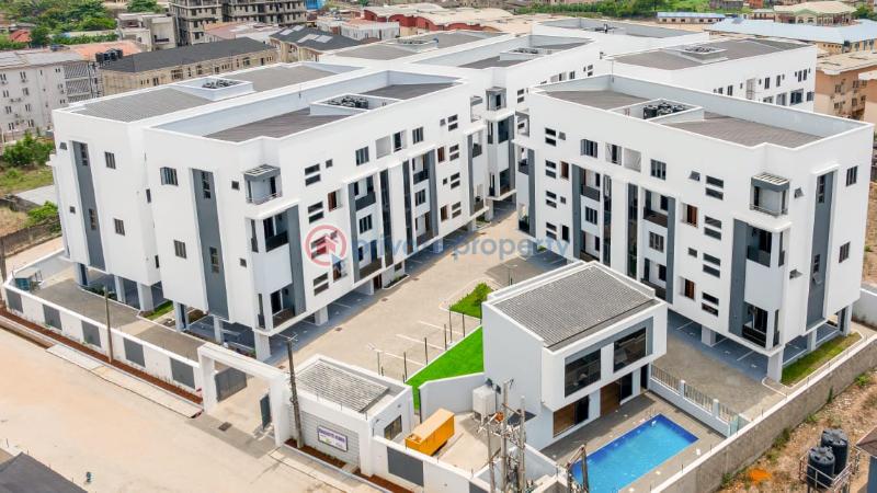 4 bedroom Maisonette For Sale New Town Apartment, Iponri, Smith Medical Centre, Mutual Alpha Court Estate, Royal Seed Ministries, Winterfell Estate. Iponri Surulere Lagos - 0