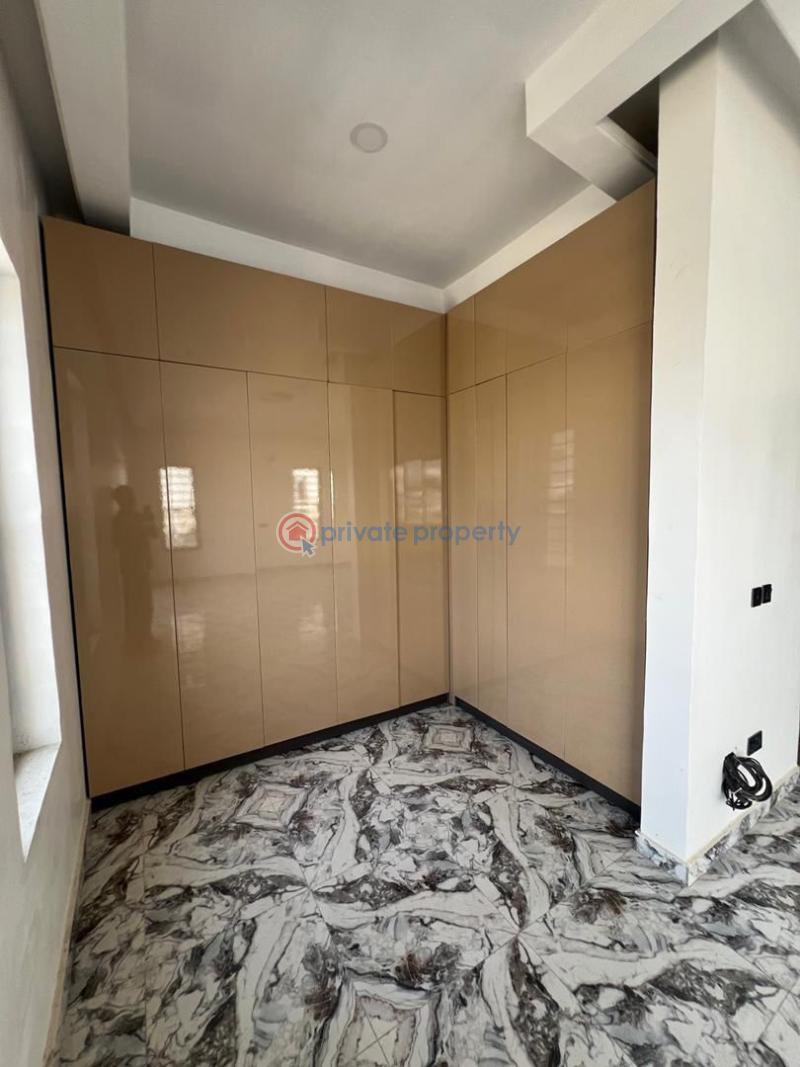4 bedroom Semi detached Duplex For Sale Abraham Adesanya Ajah Lagos - 11
