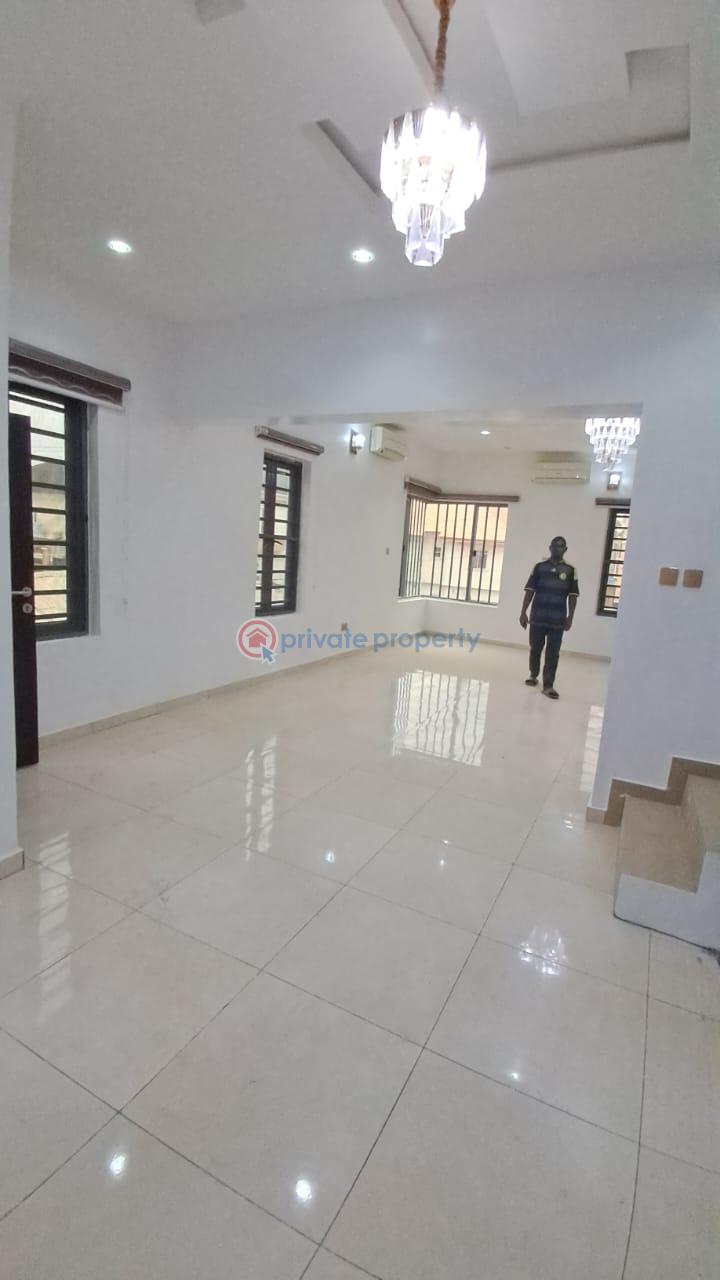 4 bedroom Semi detached Duplex For Rent Canal West Osapa London Lekki Lagos - 1