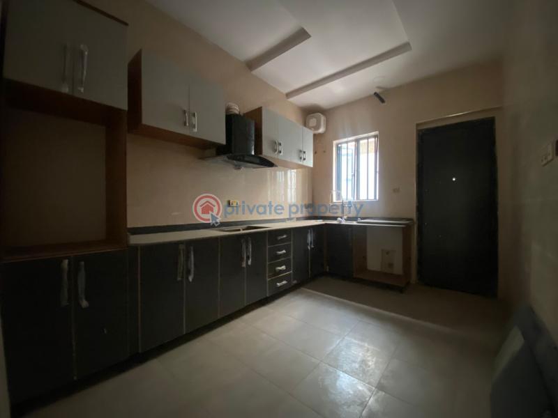 4 bedroom Semi detached Duplex For Sale Omole Phase 2 Ojodu Lagos - 16