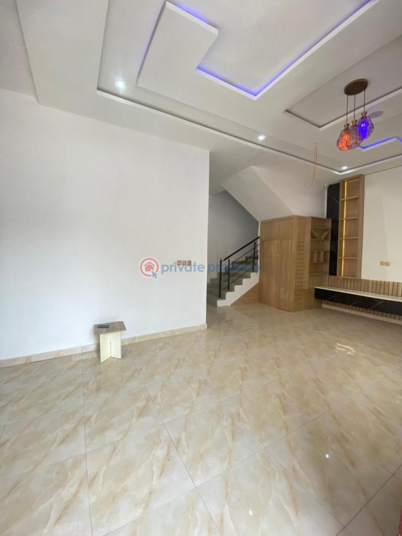 4 bedroom Semi detached Duplex For Sale In A Prestigious Estate Ikota Lekki Lagos - 2