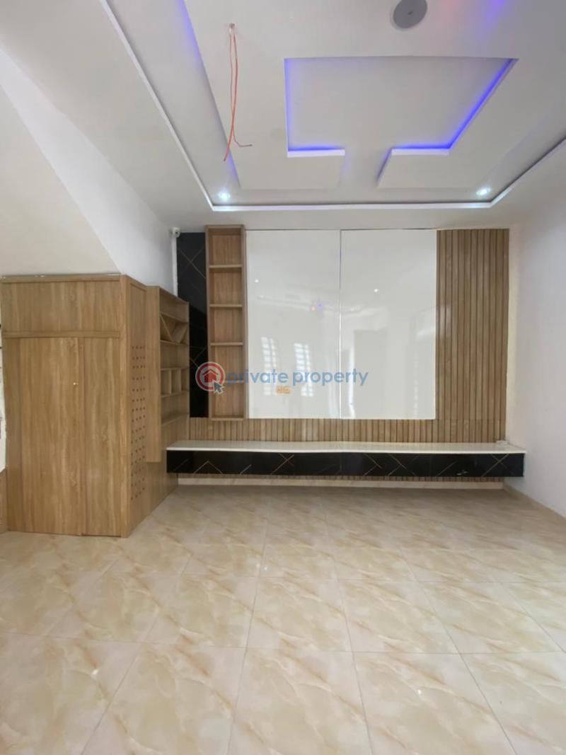 4 bedroom Semi detached Duplex For Sale In A Prestigious Estate Ikota Lekki Lagos - 5