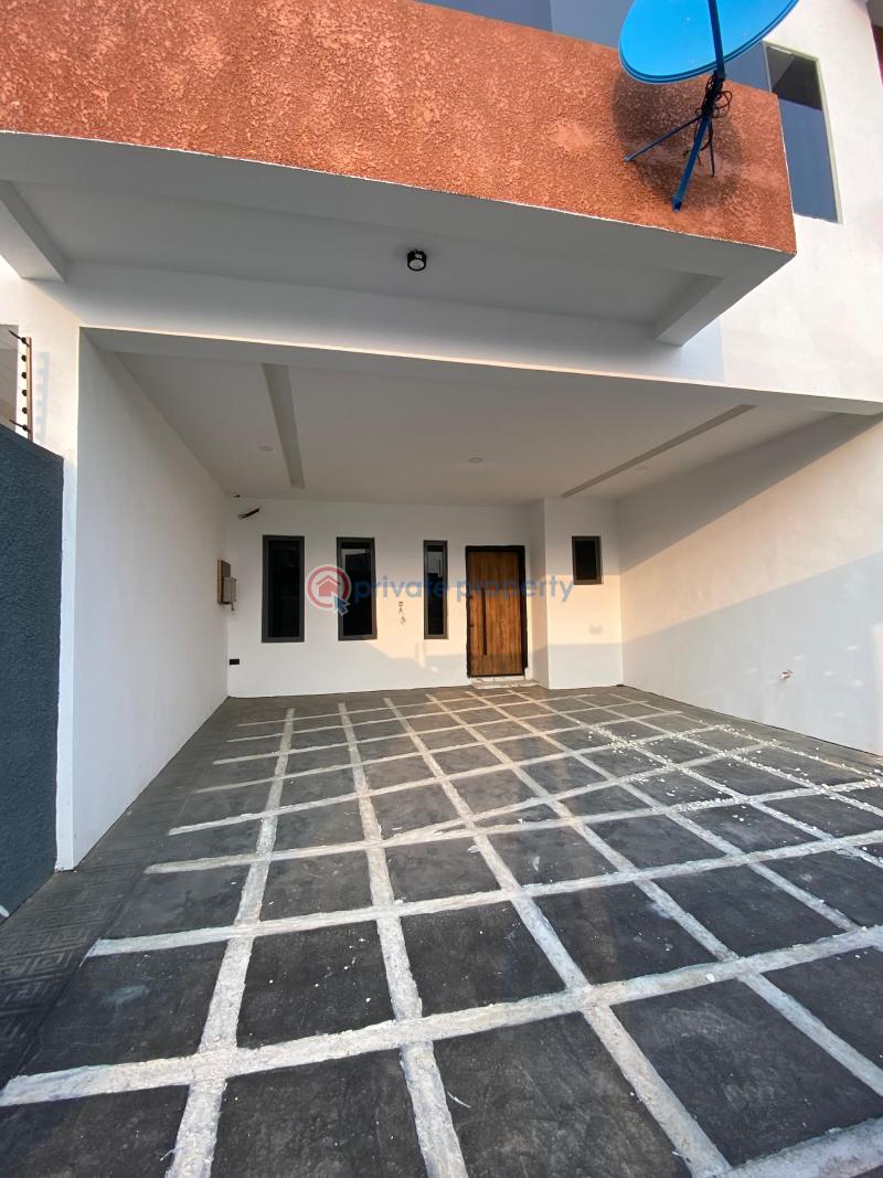 4 bedroom Terraced Duplex For Sale Off Freedom Way Lekki Phase 1 Lagos - 7