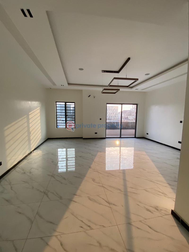 4 bedroom Terraced Duplex For Sale Off Freedom Way Lekki Phase 1 Lagos - 3