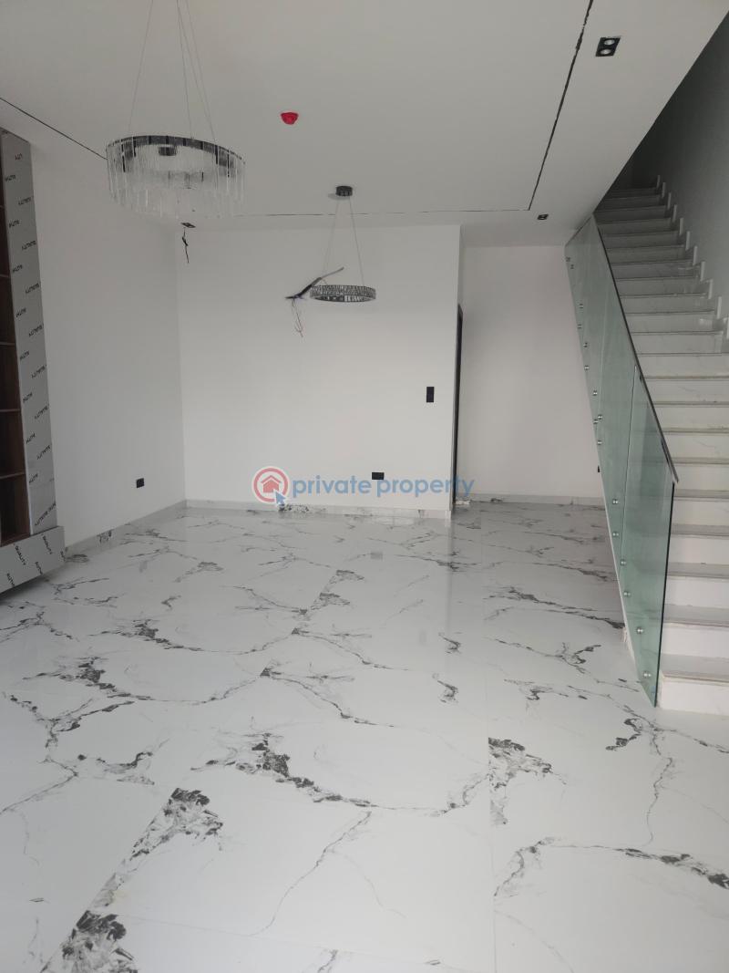 Lovely 4-bedroom terrace duplex - 7 4 bedroom Terraced Duplex For Sale Off Admiralty Rd Lekki Phase 1 Lagos - 7