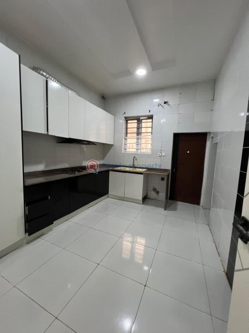 4 bedroom Terraced Duplex For Rent After The Roundabout Orchid Lekki Lagos - 7