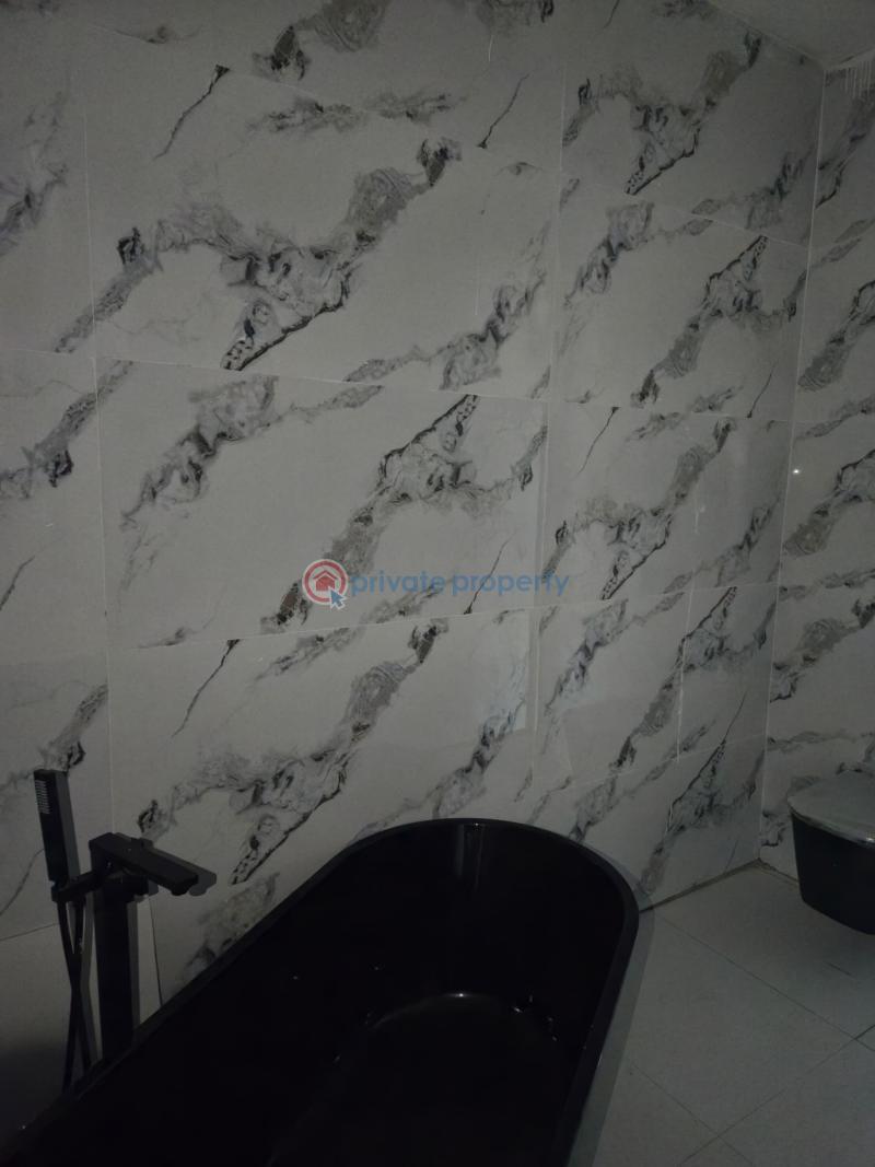 Lovely 4-bedroom terrace duplex - 13 4 bedroom Terraced Duplex For Sale Off Admiralty Rd Lekki Phase 1 Lagos - 13