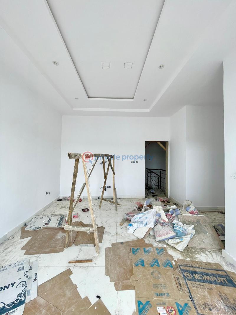 4 bedroom Terraced Duplex For Sale Ikota Lekki Lagos - 6