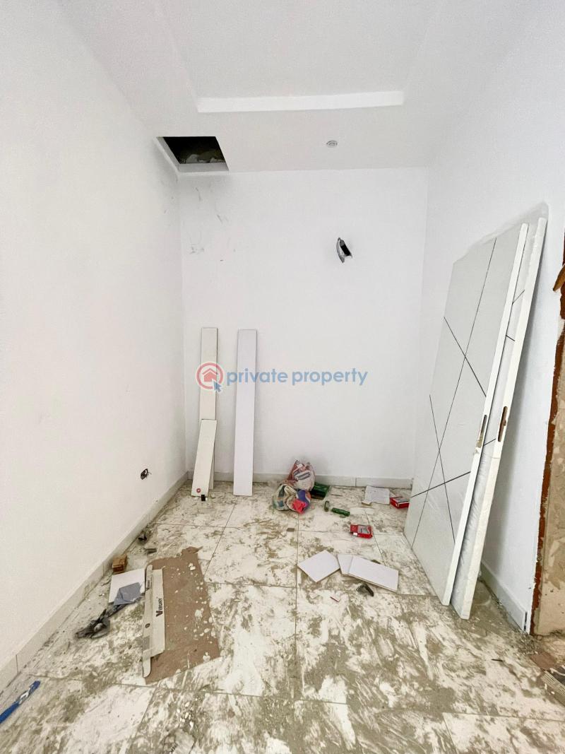 4 bedroom Terraced Duplex For Sale Ikota Lekki Lagos - 8