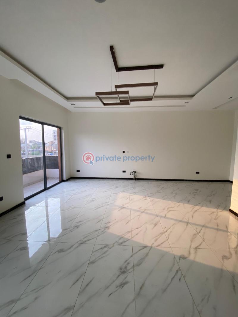 4 bedroom Terraced Duplex For Sale Off Freedom Way Lekki Phase 1 Lagos - 4