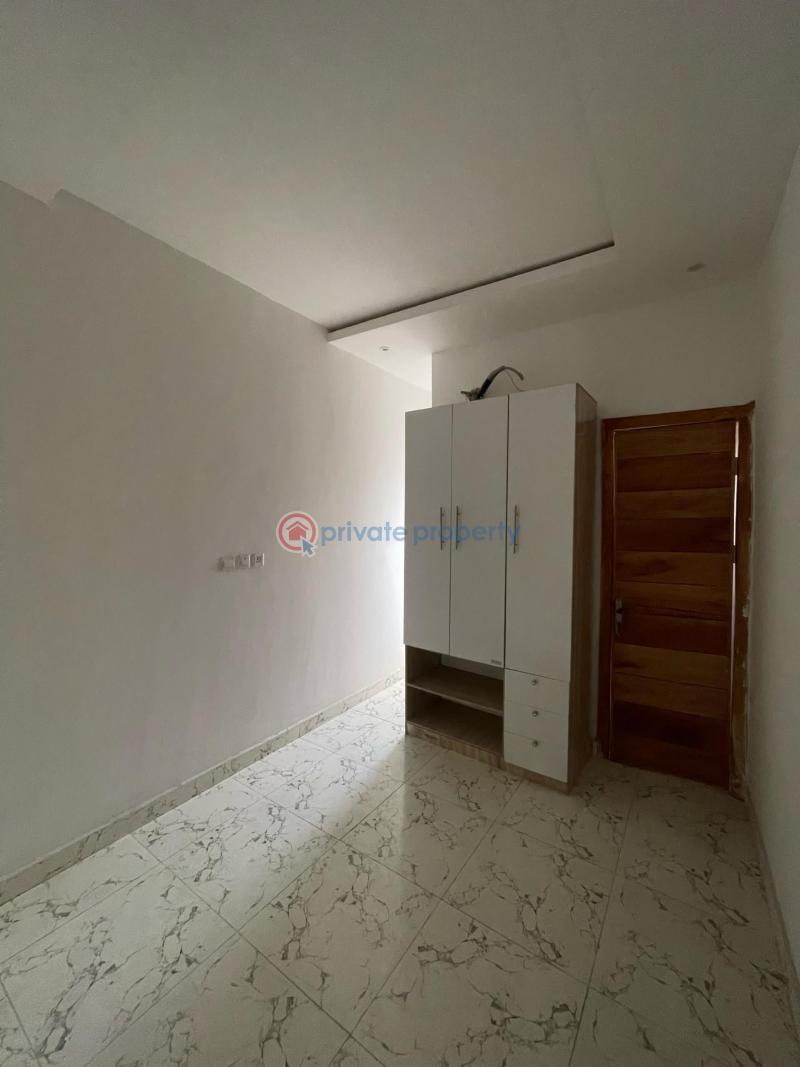4 bedroom Terraced Duplex For Sale Chevron Toll Gate Chevron Drive Lekki Lagos - 5