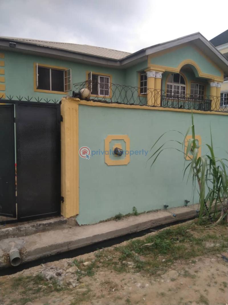 3 bedroom Block Of Flats For Sale Ayobo Ipaja Lagos - 1