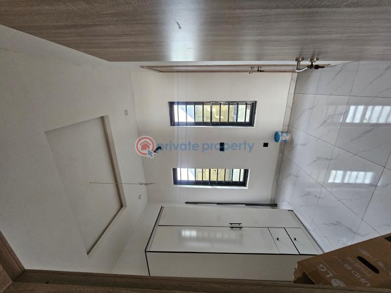 Lovely 4bedroom semi detached duplex for rent - 5 4 bedroom Duplex For Rent Thomas Estate Ajah Lagos - 5