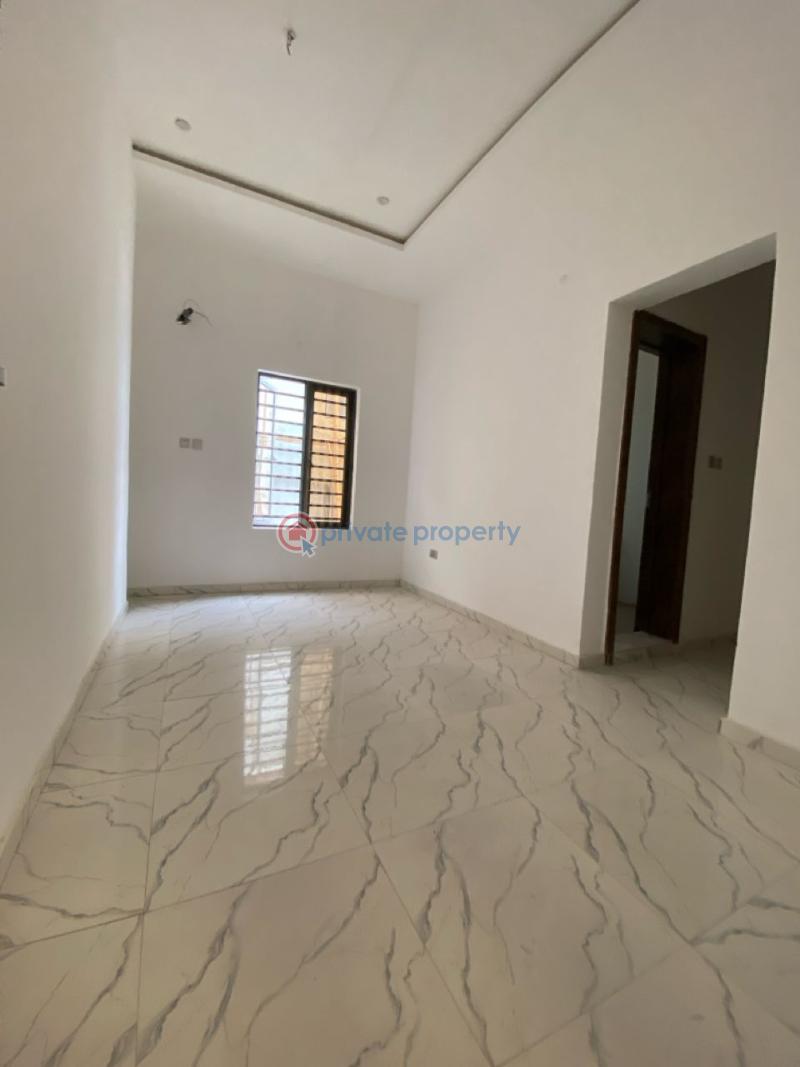 4 bedroom Terraced Duplex For Sale Along Lekki Expressway Lagos - 3