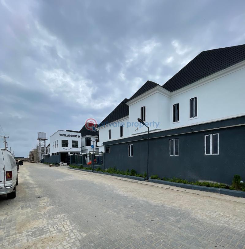 4 bedroom Terraced Duplex For Sale Scheme 2 Lekki Lagos - 17