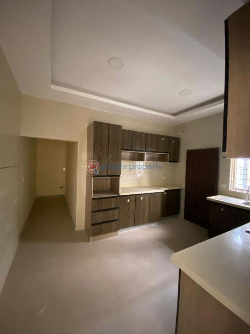 4 bedroom Terraced Duplex For Sale Along Lekki Expressway Lagos - 4