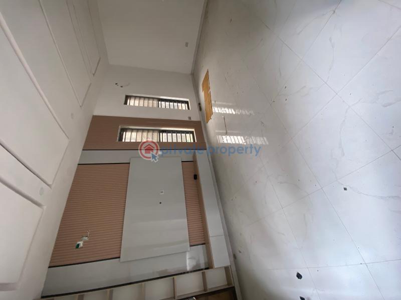 4 bedroom Terraced Duplex For Sale Ikota Lekki Lagos - 5