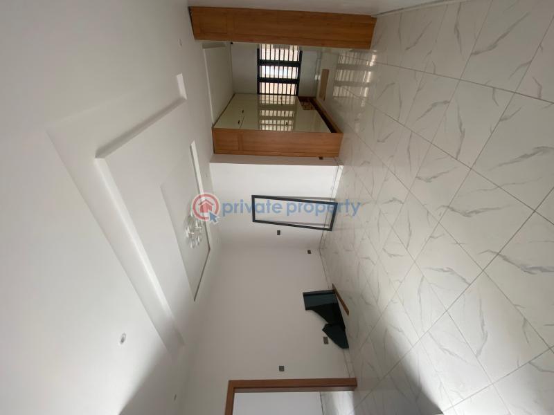Lovely 5 bed contemporary triplex terrace - 9 5 bedroom Terraced Duplex For Sale Ologolo Lekki Lagos - 9