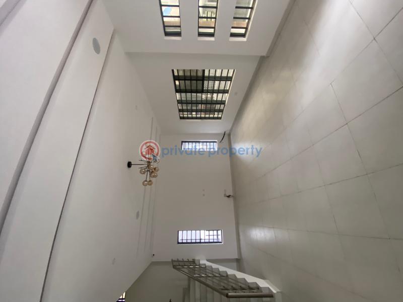 5 bedroom Detached Duplex For Sale Orchid Road Lekki Expressway Lagos - 9