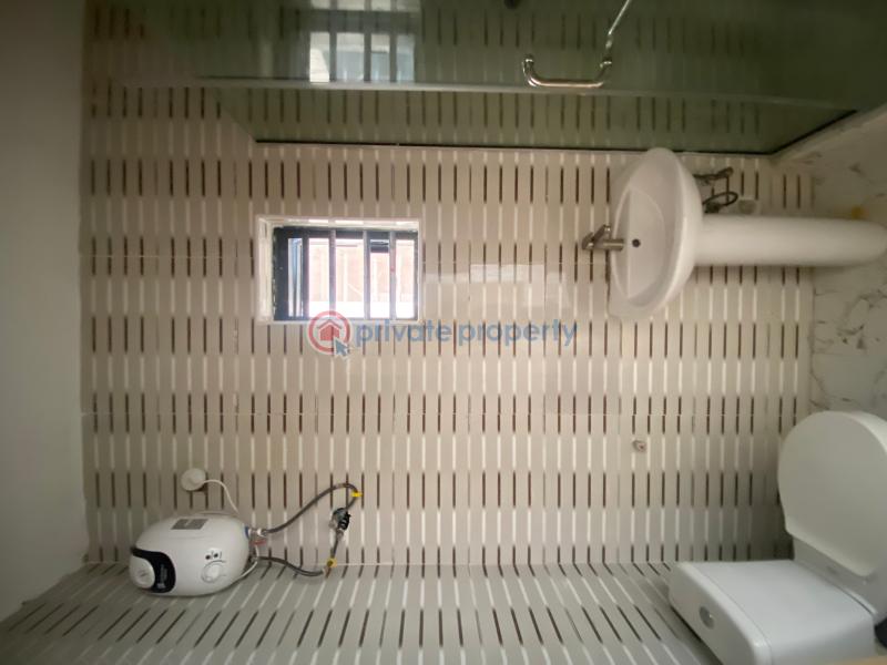 5 bedroom Detached Duplex For Sale Chevron Drive Lekki Lagos - 14