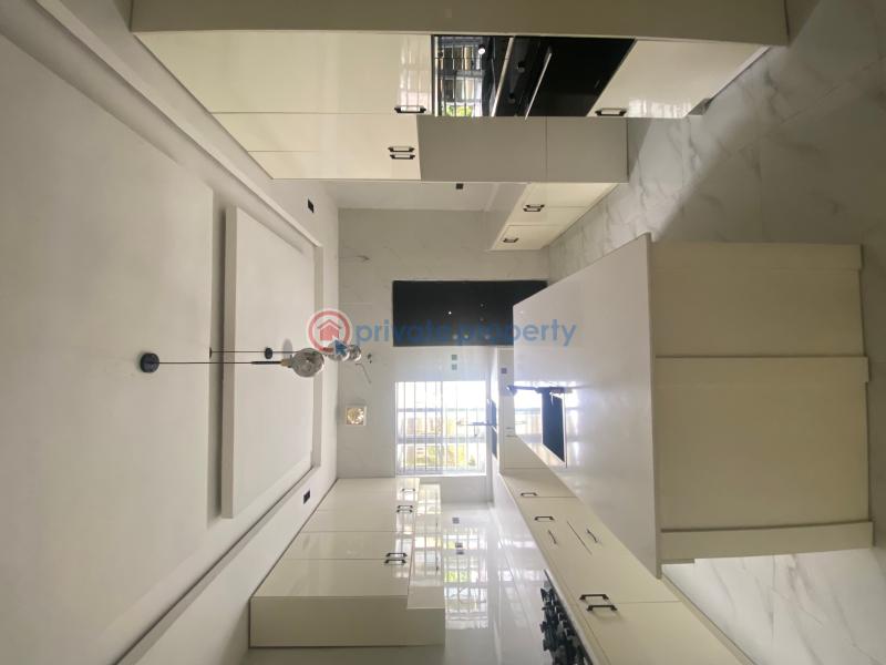 Lovely 5 bed duplex in a gated estate - 8 5 bedroom Detached Duplex For Sale Ajah Lagos - 8
