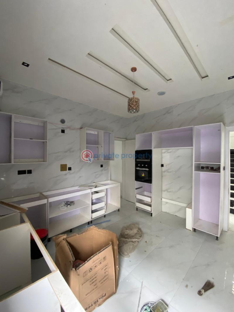 Lovely 5 bed duplex in a gated estate - 10 5 bedroom Detached Duplex For Sale Ikota Lekki Lagos - 10