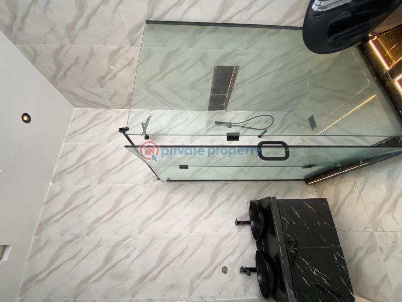 Lovely 5 bed duplex in a gated estate - 7 5 bedroom Detached Duplex For Sale Conservative Lekki Expressway Lagos - 7