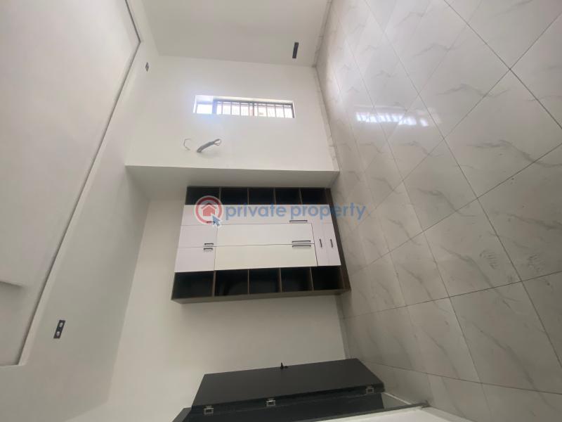 Lovely 5 bed duplex in a gated estate - 8 5 bedroom Detached Duplex For Sale Orchid Road Lekki Lagos - 8