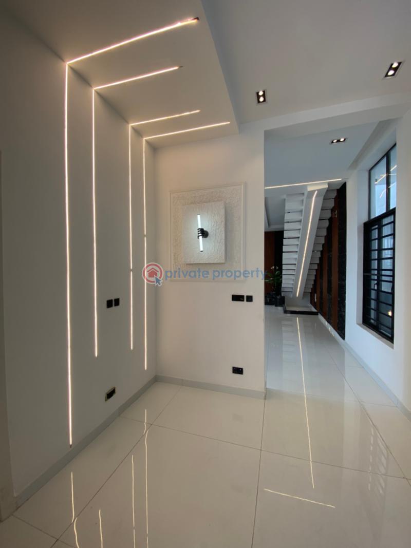5 bedroom Detached Duplex For Sale Chevron Drive Lekki Lagos - 3
