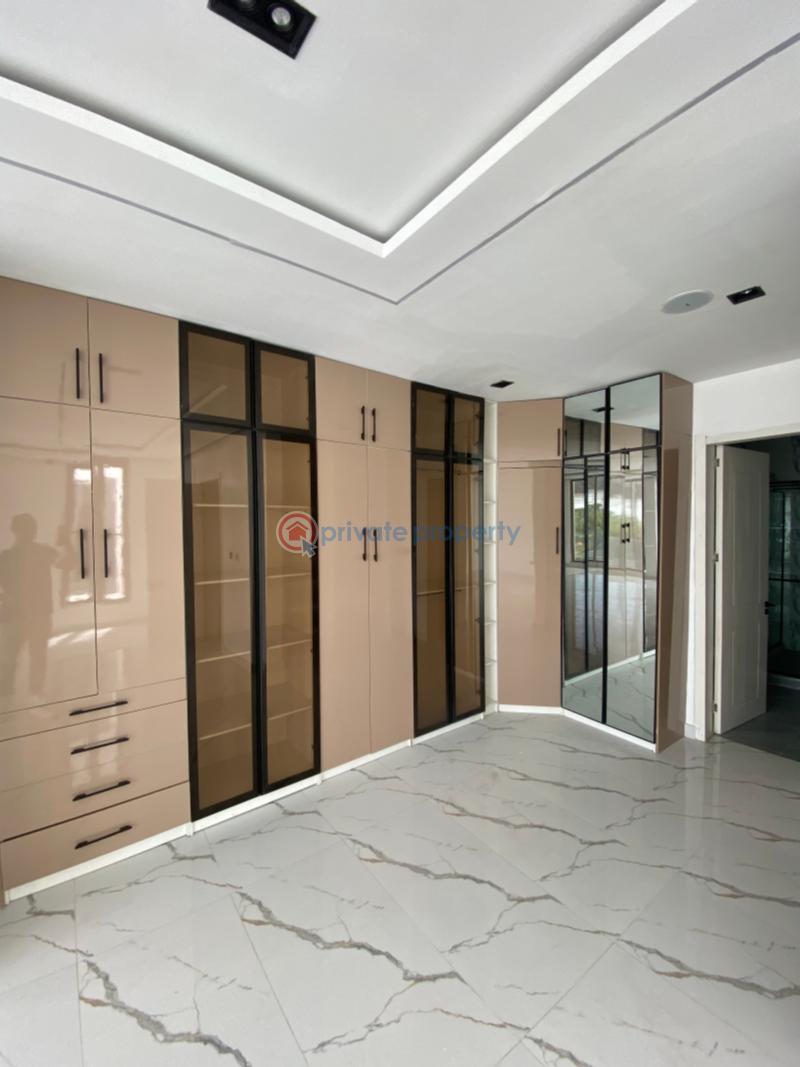 6 bedroom Detached Duplex For Sale Royal Garden Estate Ajah Lagos - 7
