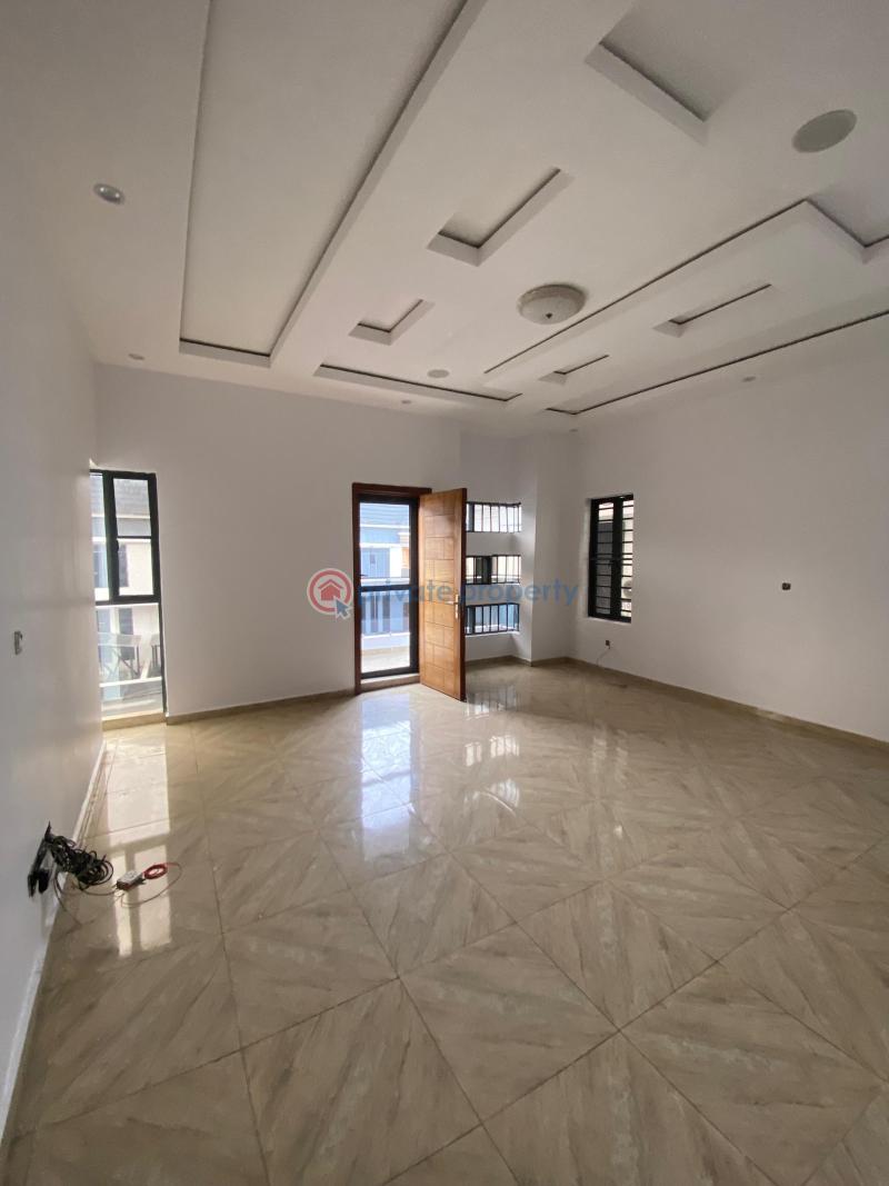 Lovely 5 bed duplex in a gated estate - 9 5 bedroom Detached Duplex For Sale Chevron Drive Lekki Lagos - 9