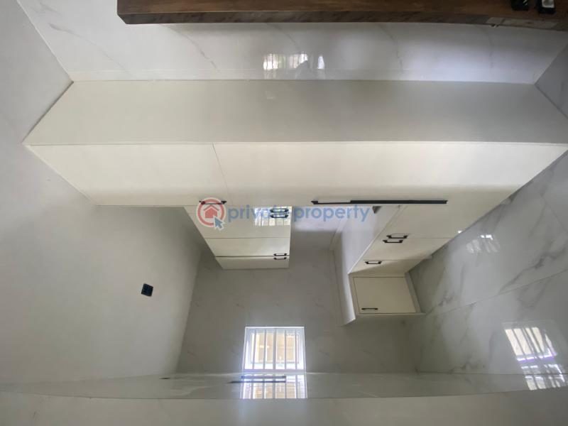 Lovely 5 bed duplex in a gated estate - 7 5 bedroom Detached Duplex For Sale Ajah Lagos - 7
