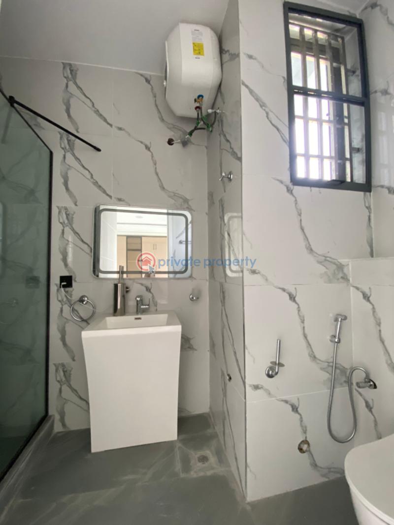 6 bedroom Detached Duplex For Sale Royal Garden Estate Ajah Lagos - 10